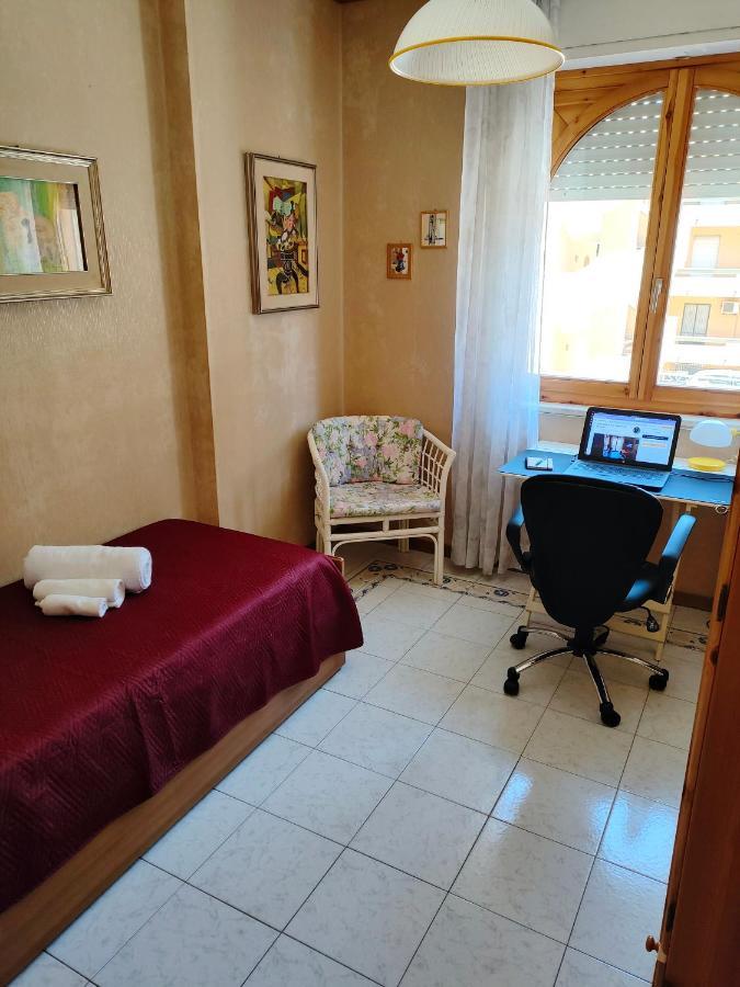 Casa Zulli A Due Passi Dalla Spiaggia Alghero Bagian luar foto